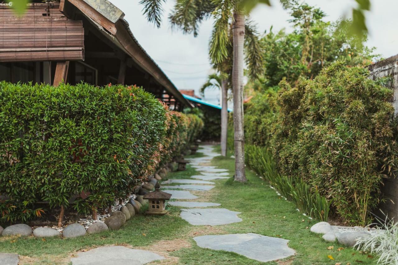 Big Brother Surf Inn Canggu Exterior foto