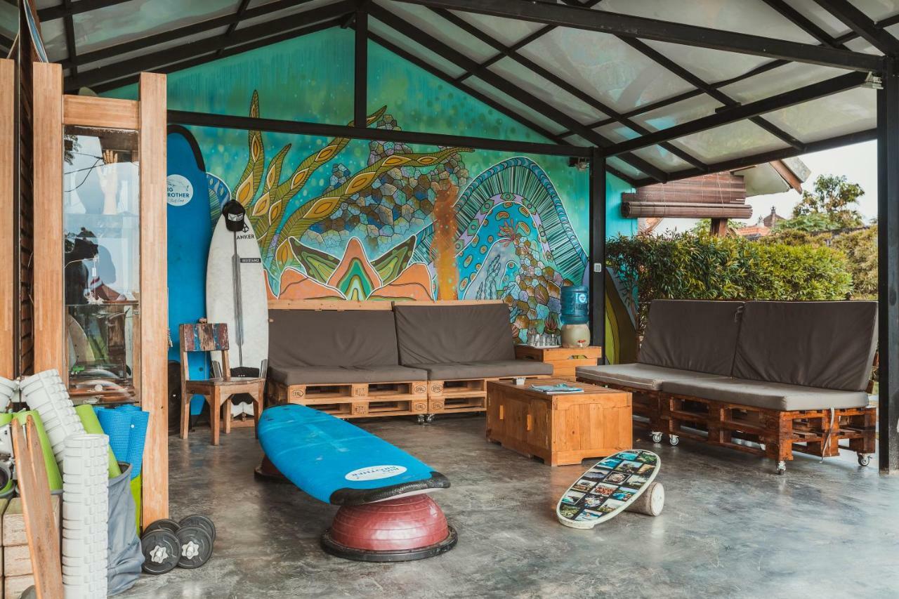 Big Brother Surf Inn Canggu Exterior foto